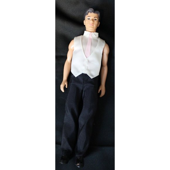 Barbie Wedding Dress Lot Princess Bride Angel Veil  Bridesmaid Groom Ken Tuxedo - Picture 4 of 12